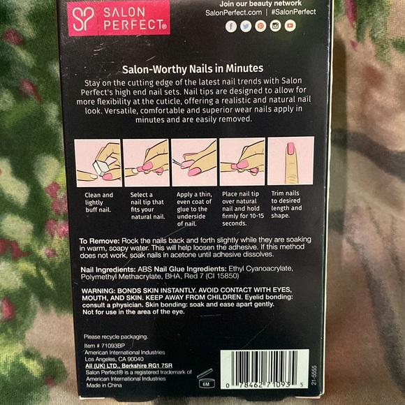 Salon Perfect Luxe Nail set - Picture 4 of 4